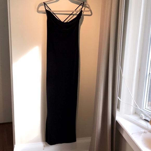 Bisou-Bisou Elegant & Sexy Velvet Long Dress - Picture 6 of 12